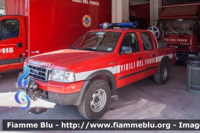 Ford Ranger V serie
Vigili del Fuoco
Comando Provinciale de L'Aquila
Antincendio Boschivo
VF 23543
Parole chiave: Ford Ranger_Vserie VF23543 Santa_BArbara_2017