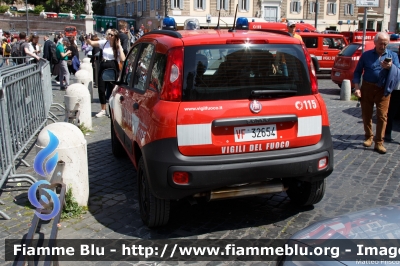 Fiat Nuova Panda 4x4 II serie
Vigili del Fuoco
Comando Provinciale di Roma
VF 32654
Parole chiave: Fiat Nuova_Panda_4x4_IIserie VF32654
