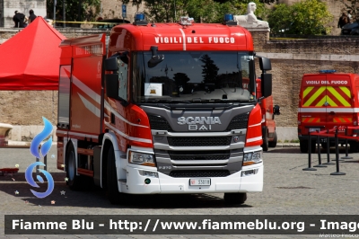 Scania P370 III serie
Vigili Del Fuoco
Comando Provinciale di Roma
AutoBottePompa allestimento Bai
VF 33018
Parole chiave: Scania P370_IIIserie VF33018