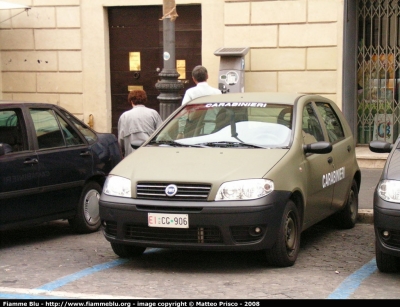 Fiat Punto III serie
Carabinieri
EI CG 906
Parole chiave: fiat punto_IIIserie eiCG906