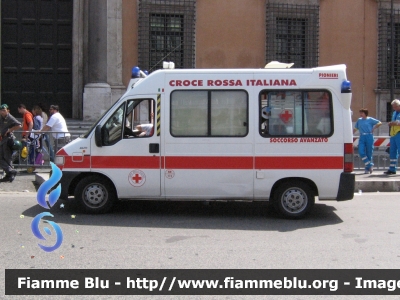 Fiat Ducato II serie
Croce Rossa Italiana
Comitato Provinciale di Roma
CRI 14838
Parole chiave: Fiat Ducato_IIserie Ambulanza CRI14838