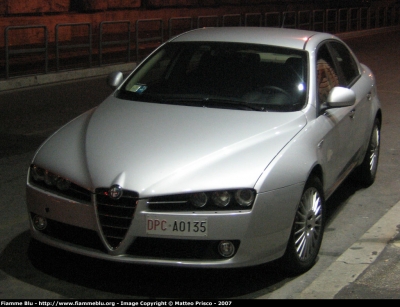 Alfa Romeo 159
Dipartimento della
Protezione Civile
DPC A0135
Parole chiave: alfa_romeo 159 DPC_A0135