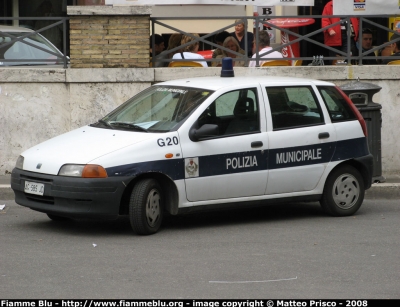 Fiat Punto I serie
Polizia Municipale Roma
Parole chiave: Fiat Punto I serie