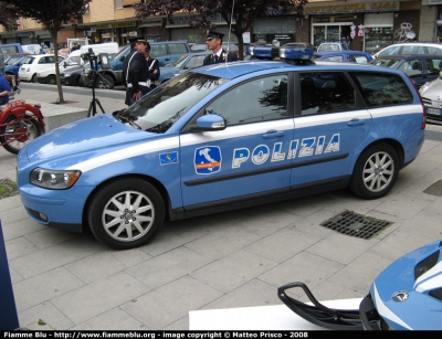 Volvo V50 I serie
Parole chiave: volvo v50_Iserie F5595 festa_della_polizia_2008