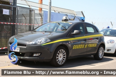 Fiat Nuova Bravo
Guardia di Finanza
GdiF 053 BF
Parole chiave: Fiat Nuova_Bravo GdiF053BF
