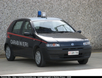 Fiat Punto II serie
Carabinieri
AM BM 786
Parole chiave: fiat punto_IIserie ambm786
