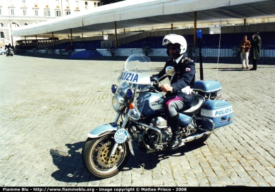 Moto Guzzi California EV
Parole chiave: moto_guzzi califonia_ev D0060 festa_della_polizia_2006