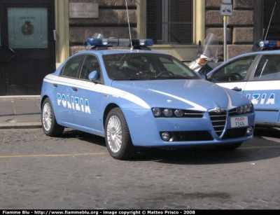 Alfa Romeo 159
Polizia di Stato
Squadra Volante
Polizia F5414

Parole chiave: Alfa-Romeo 159 PoliziaF5414
