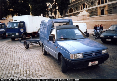 Fiat Fiorino II serie
Polizia di Stato
Polizia A9091
con carrello per trasporto moto
Parole chiave: fiat fiorino_IIserie poliziaA9091