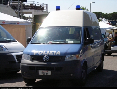 Volkswagen Transporter T5
Polizia di Stato
Polstrada
Parole chiave: Volkswagen Transporter_T5 Furgoni Polstrada Polizia roma_motor_show_2007 F5585
