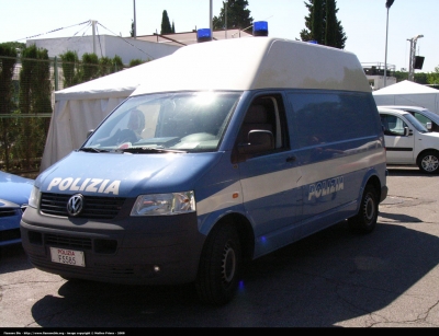 Volkswagen Transporter T5
Polizia di Stato
Polstrada
Parole chiave: Volkswagen Transporter_T5 Furgoni Polstrada Polizia roma_motor_show_2007 F5585