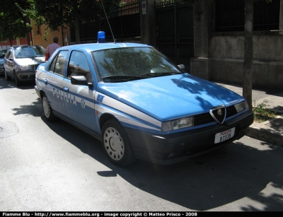 Alfa Romeo 155 I serie
Polizia di Stato
Polizia Stradale in servizio sulla A24 "Strada dei Parchi"
POLIZIA B7378
Parole chiave: alfa_romeo 155_Iserie B7378