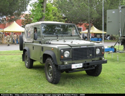 Land Rover Defender AR90
Esercito Italiano
EI AJ 284
Parole chiave: land_rover defender_ar90 eiaj284
