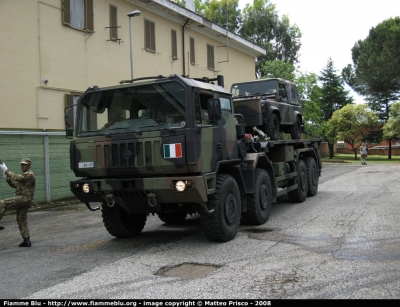 Astra SM88.42
Esercito Italiano
EI AW 485
con Land Rover Defender AR90
Parole chiave: astra sm88.42 eiaw485