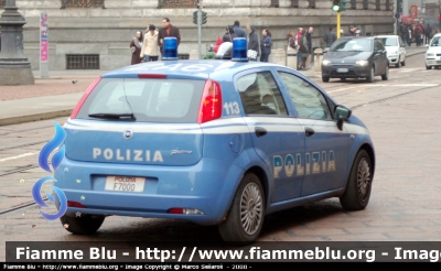 Fiat Grande Punto
Polizia di Stato
Polizia
F7000
Parole chiave: Lombardia MI