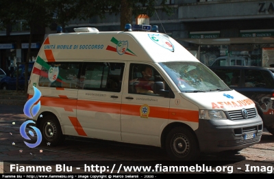 Volkswagen Transporter T5
CVS Corpo Volontari del Soccorso Milano
Parole chiave: Lombardia (MI) Ambulanza Volkswagen Transporter_T5