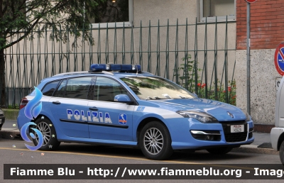 Renault Laguna Sportour III serie restyle
Polizia di Stato
 Polizia Stradale in servizio sulla rete autostradale di Autostrade per l'Italia
 POLIZIA H5629
Parole chiave: POLIZIAH5629 Renault Laguna_Sportour_IIIserie_restyle