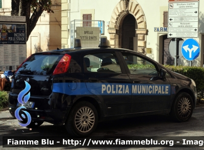 Fiat Grande Punto
Polizia Municipale Spello PG
Parole chiave: Umbria (PG) Polizia_Locale Fiat Grande_Punto
