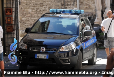 Fiat Sedici II serie
Polizia Municipale Gubbio PG
POLIZIA LOCALE YA631AG
Parole chiave: Umbria (PG) Polizia_Locale Fiat Sedici_IIserie POLIZIALOCALEYA631AG