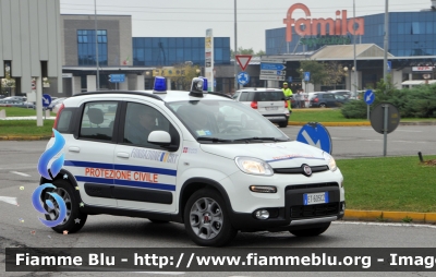Fiat Nuova Panda 4X4 II serie 
Protezione Civile Regione Piemonte
Parole chiave: Piemonte Protezione_civile Fiat NUova_Panda_IIserie REAS_2014