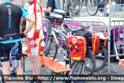 Biciclette
Grand-Duché de Luxembourg - Großherzogtum Luxemburg - Grousherzogdem Lëtzebuerg - Lussemburgo Croix Rouge Luxembourgoise 
