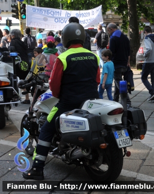 Moto Guzzi California
Corpo Volontari Soccorso Milano
Parole chiave: Lombardia (MI) Protezione_Civile