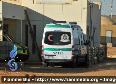 Mercedes-Benz Sprinter III serie
جمهوريّة مصر العربيّة - Egitto
Egyptian Ambulance Authority - Ministry of Health
Parole chiave: Ambulance Ambulanza