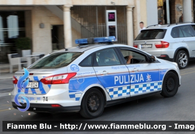 Ford Mondeo
Repubblika ta' Malta - Malta
 Pulizija
Rapid Intervenction Unit

