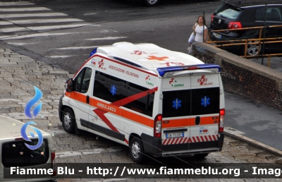 Fiat Ducato X250
PA SOS Milano
F
Parole chiave: Lombardia (MI) Ambulanza Fiat Ducato_X250