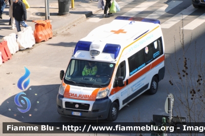 Fiat Ducato X250
SOS Lombardia Soccorso Emergency Trezzano S/N MI

Parole chiave: Lombardia (MI) Ambulanza Fiat Ducato_X250