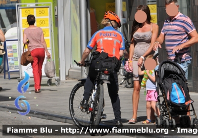 Bicicletta
Koninkrijk België - Royaume de Belgique - Königreich Belgien - Belgio
Police Locale Gand - Gent
