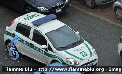 Fiat Punto IV serie
Polizia Locale Milano
POLIZIA LOCALE YA721AB
Parole chiave: Lombardia (MI) Polizia_Locale Fiat_Punto_IVserie