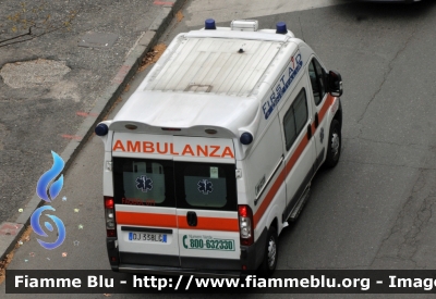 Fiat Ducato X250
First Aid One Italia
Milano
Parole chiave: Lombardia (MI) Ambulanza Fiat Ducato_X250