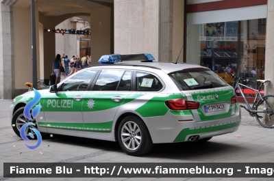 Bmw 535d F11 Touring
Bundesrepublik Deutschland - Germania
Landespolizei Bayern - München 
Polizia territoriale della Baviera - Monaco
Parole chiave: Bmw 535d_F11_Touring