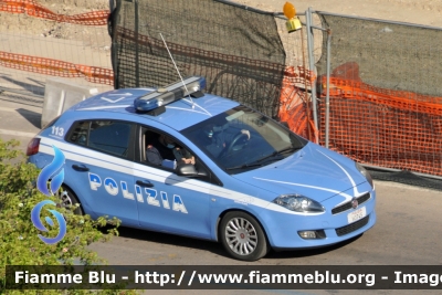 Fiat Nuova Bravo
Polizia di Stato
Squadra Volante
POLIZIA H3745
Parole chiave: Fiat Nuova_Bravo POLIZIAH3745