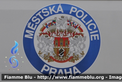 Stemma
Ceské Republiky - Repubblica Ceca
Mèstkà Policie Praga

