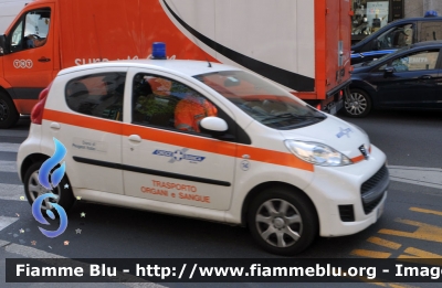 Peugeot 107
Croce Bianca Milano sez. Centro
 M 14
Parole chiave: Lombardia (MI) Automedica Peugeot 107