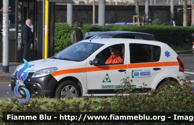 Dacia Sandero
CTS Ambulanze Milano
 M 505
Parole chiave: Lombardia (MI) Servizi_sociali Dacia Sandero