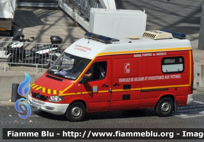 Mercedes-Benz Sprinter II serie 
France - Francia
Marins Pompiers de Marseille 
Parole chiave: Ambulanza Mercedes-Benz Sprinter_IIserie