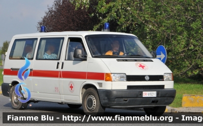 Volkswagen Transporter T4
Croce Rossa Italiana
Comitato Locale di Fermignano PU
CRI A921C
Parole chiave: Marche (PU) Servizi_sociali CRI921AA Volkswagen Transporter_T4 Reas_2012