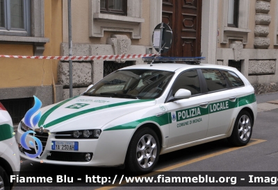 Alfa Romeo 159 Sportwagon
Polizia Locale
 Comune di Monza
 POLIZIA LOCALE YA230AH
25 Aprile 2015
Parole chiave: Lombardia (MB) Polizia_locale Alfa-Romeo 159_Sportwagon POLIZIALOCALEYA230AH