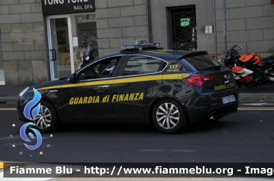 Alfa Romeo Nuova Giulietta
Guardia di Finanza
 GdiF 005BK
Parole chiave: Alfa_Romeo Nuova_Giulietta GdiF005BK