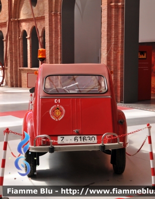 Citroen 2CV
España - Spain - Spagna
Museo del Fuego y de los Bomberos Zaragoza 
Parole chiave: Citroen 2CV