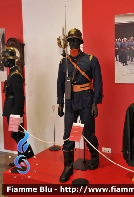 Uniforme
España - Spain - Spagna
Museo del Fuego y de los Bomberos Zaragoza 
