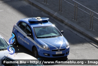 Fiat Nuova Bravo
Polizia di Stato
Squadra Volante
POLIZIA H6842
Parole chiave: Fiat Nuova_Bravo POLIZIAH6842