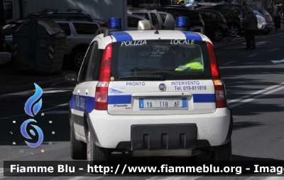 Fiat Nuova Panda 4X4 II serie 
Polizia Locale Savona
POLIZIA LOCALE YA118AF
Parole chiave: Liguria (SV) Polizia_locale Fiat Nuova_Panda_IIserie POLIZIALOCALEYA118AF