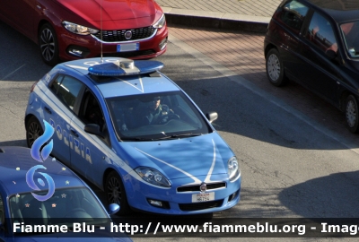 Fiat Nuova Bravo
Polizia di Stato
Squadra Volante
POLIZIA H6794
Parole chiave: Fiat Nuova_Bravo POLIZIAH6794
