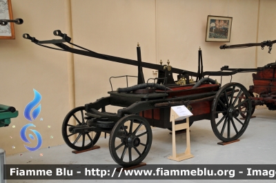 Pompa a mano
Francia - France
Musée du Sapeur Pompier d'Alsace
