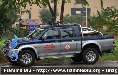Mitsubishi L200 II serie
Squadra Antincendio Gemonio VA
Parole chiave: Reas_2013 Lombardia (VA) Protezione_civile Mitsubishi L200_IIserie