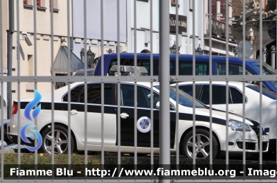 Volkswagen Passat V serie
Latvijas Republika - Lettonia
Militārās Policijas Valsts Prezidenta Apsardze - Polizia Militare Guardie del Presidente

